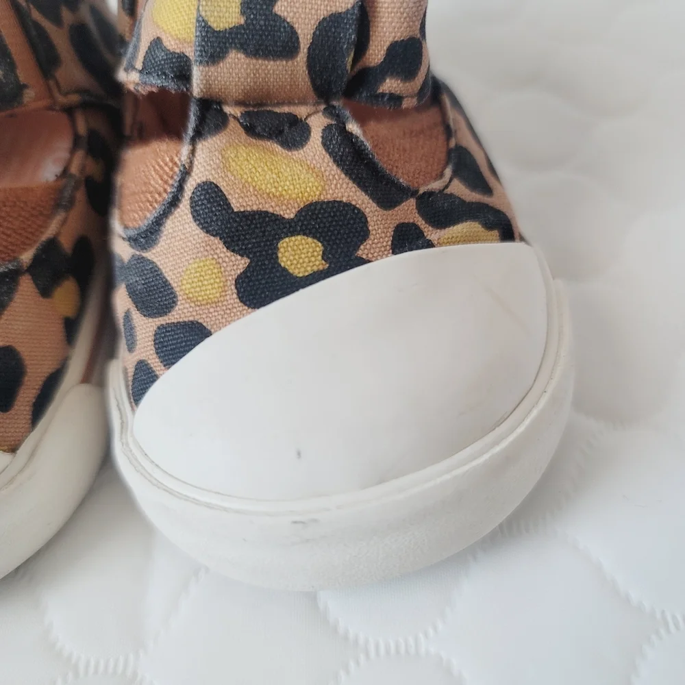 Toms Leopard Print Baby Shoes Size T3